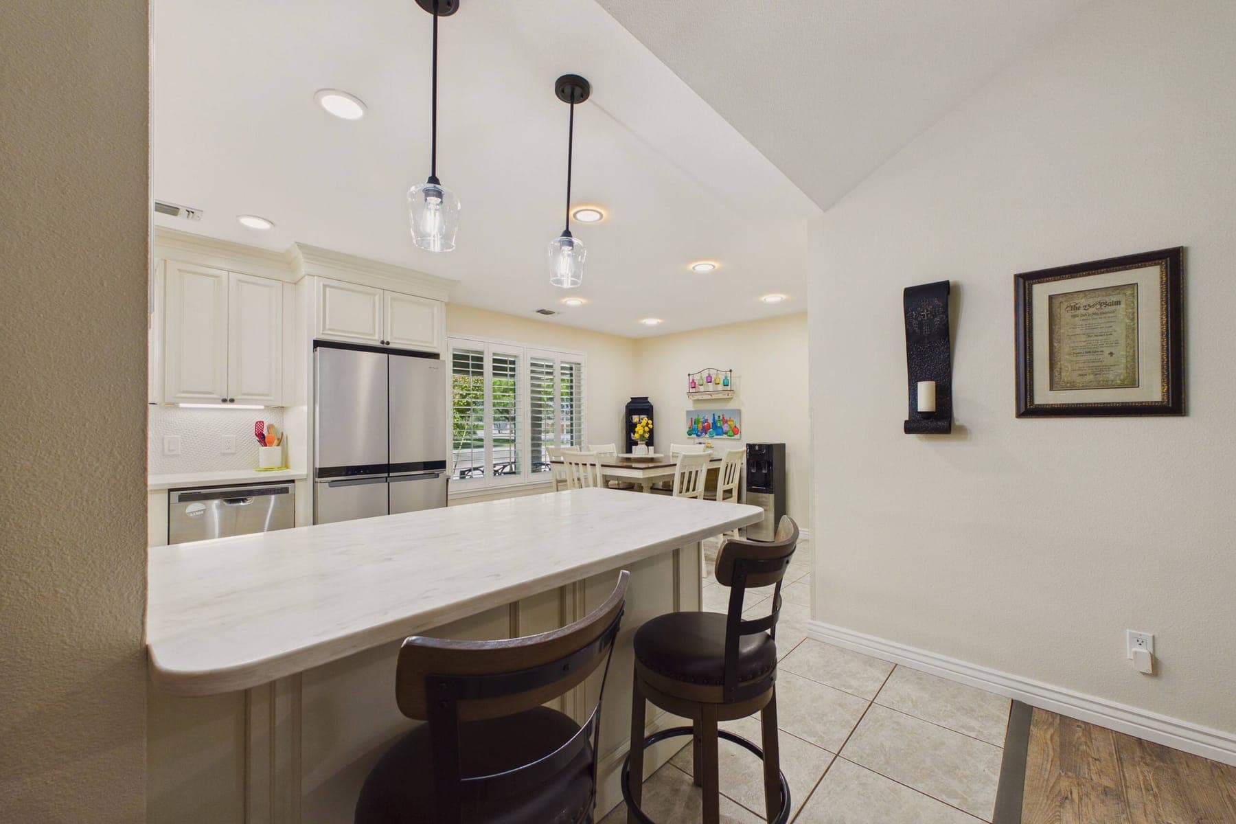 A further view of the kitchen.